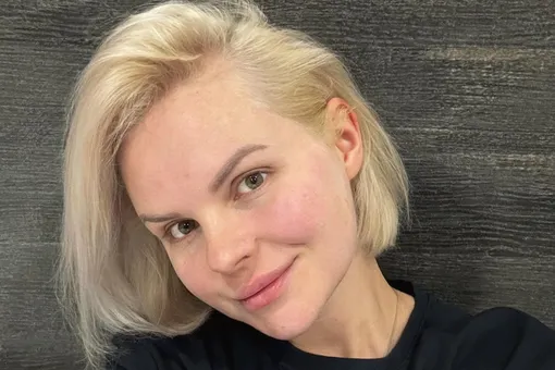 «Я 38 лет жила в плену ложных убеждений»: Алиса Вокс снялась после преображения «Я 38 лет жила в плену ложных убеждений»: Алиса Вокс снялась после преображения