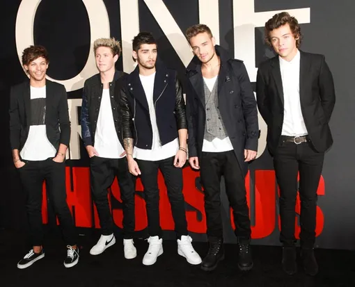 Лиам Пейн (второй справа) с участниками группы One Direction Лиам Пейн (второй справа) с участниками группы One Direction