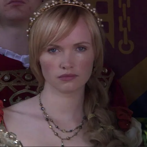 Слейн Келли в сериале «Тюдоры» Слейн Келли в сериале «Тюдоры»