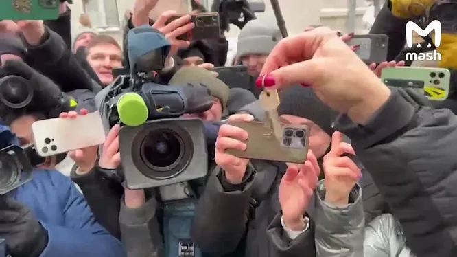 Нажми и смотри Нажми и смотри