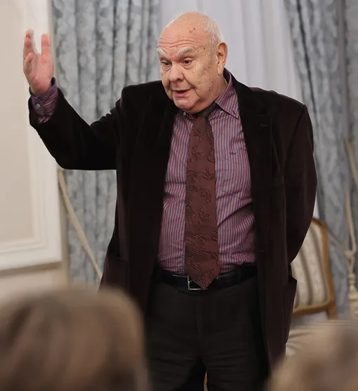 Сергей Кравченко обвинил в краже экс-жену и пасынка Сергей Кравченко обвинил в краже экс-жену и пасынка