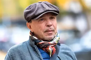 «Моя бабушка моет руки»: Гарик Сукачев из-за коронавируса переделал свой хит