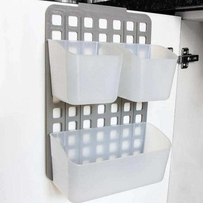 convenient placement of utensils near the sink