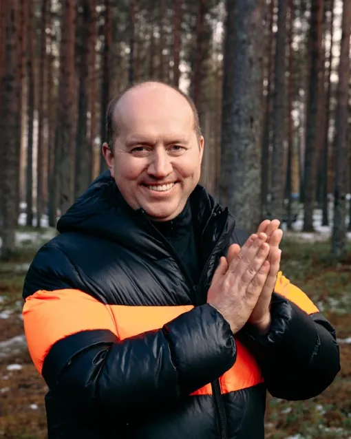 Сначала Сергей Бурунов прославился как пародист и мастер дубляжа, а потом пришли большие роли в кино Сергей Бурунов