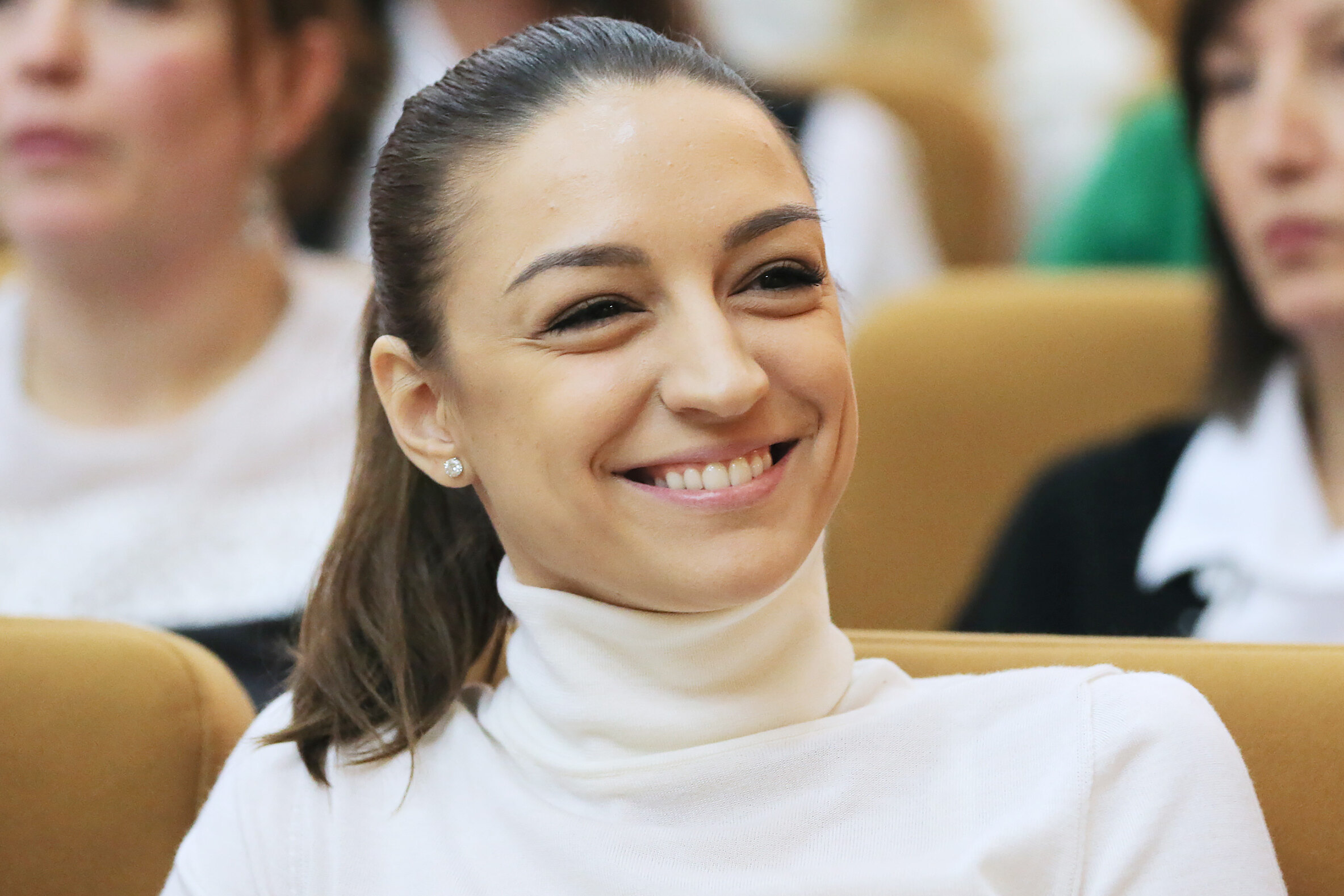 Оральды және анальді секс жасайтын қыздардың фотосуреттері