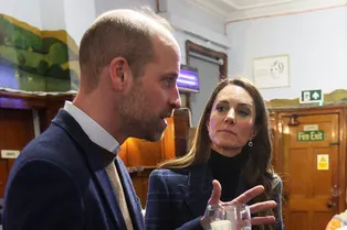 Неловкий момент: Кейт Миддлтон и принца Уильяма освистали в Шотландии Неловкий момент: Кейт Миддлтон и принца Уильяма освистали в Шотландии