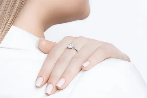 На вес золота: какие кольца носить этой весной На вес золота: какие кольца носить этой весной