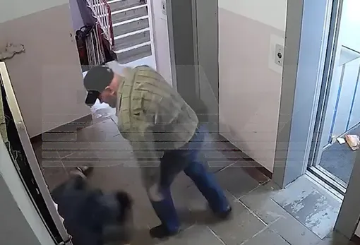 Неизвестный избил подростка Неизвестный избил подростка
