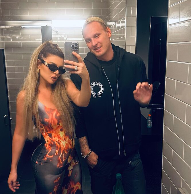 Страпондық секс және қожайыннан үстемдік