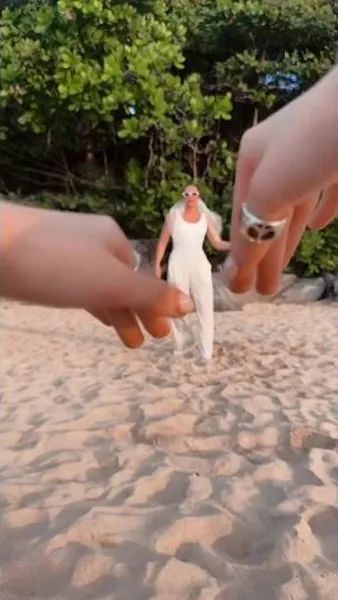 Нажми и смотри