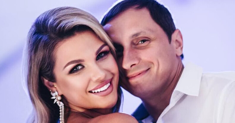 STS жүргізушісі порно фильмге түсті