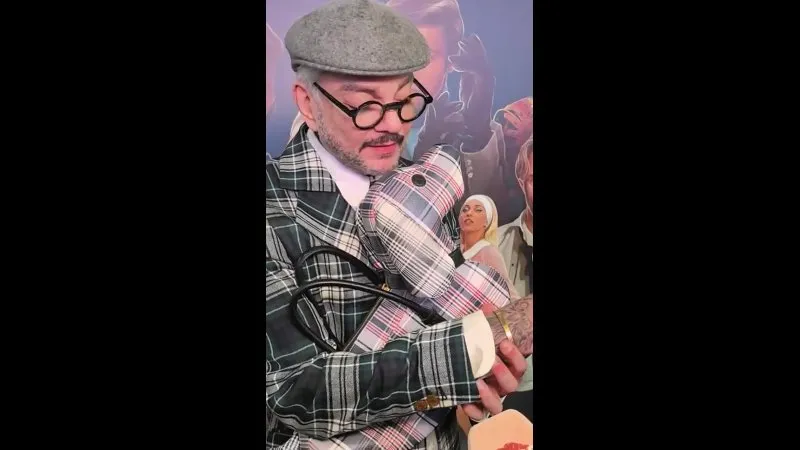Нажми и смотри Нажми и смотри