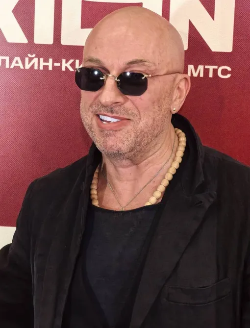 Дмитрий Нагиев заявил, что злоумышленники настойчиво пытаются доставить ему неприятность Дмитрий Нагиев заявил, что злоумышленники настойчиво пытаются доставить ему неприятность