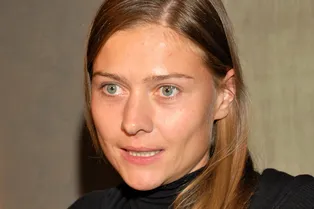 «Ребенка надо заработать!»: Мария Голубкина осудила суррогатное материнство «Ребенка надо заработать!»: Мария Голубкина осудила суррогатное материнство