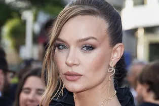 «Я родила Аврору»: «ангел» Victoria’s Secret Жозефин Скривер впервые стала мамой «Я родила Аврору»: «ангел» Victoria’s Secret Жозефин Скривер впервые стала мамой