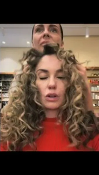 Нажми и смотри