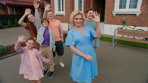 Мария Порошина с коллегами на съемках сериала «Родители родителей. Новый сезон»