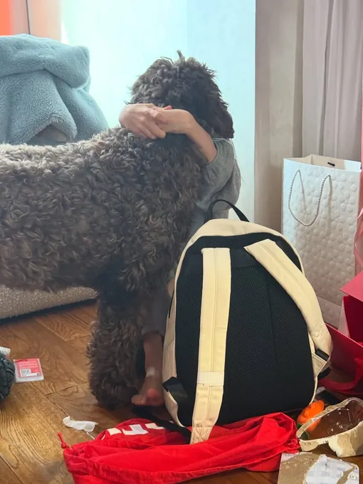 Светлана Иванова часто скрывает лицо младшей дочери на фото