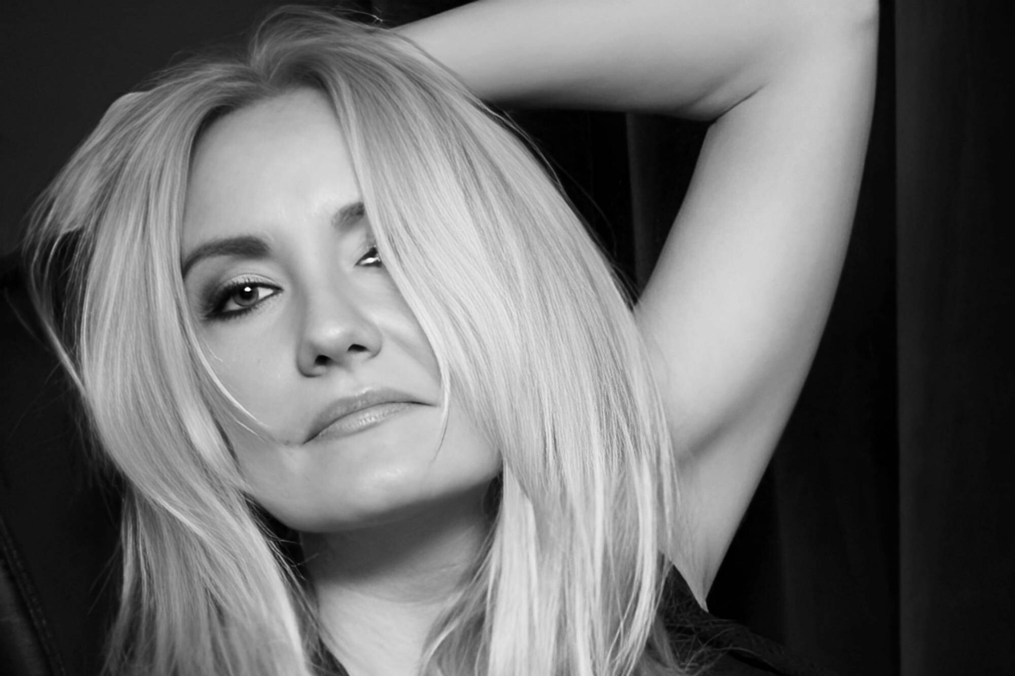 Умерла рок-певица Сасс Джордан, исполнившая саундтрек фильма «Телохранитель» с Уитни Хьюстон и Кевином Костнером