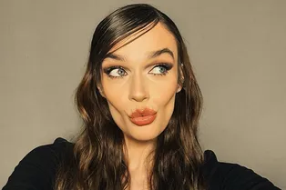 «У меня украли много одежды. Я знаю, кто это сделал»: Алена Водонаева рассказала о воровстве на «Доме-2»