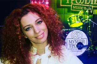 Бывшая солистка «Ленинграда» Юлия Коган не считает Алису Вокс талантливой Бывшая солистка «Ленинграда» Юлия Коган не считает Алису Вокс талантливой