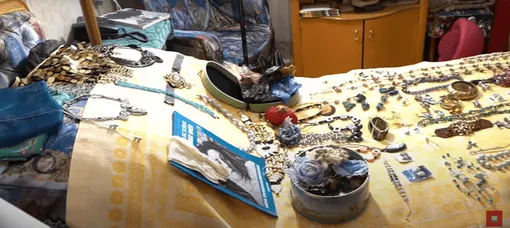 Актриса завещала украшения коллегам и друзьям