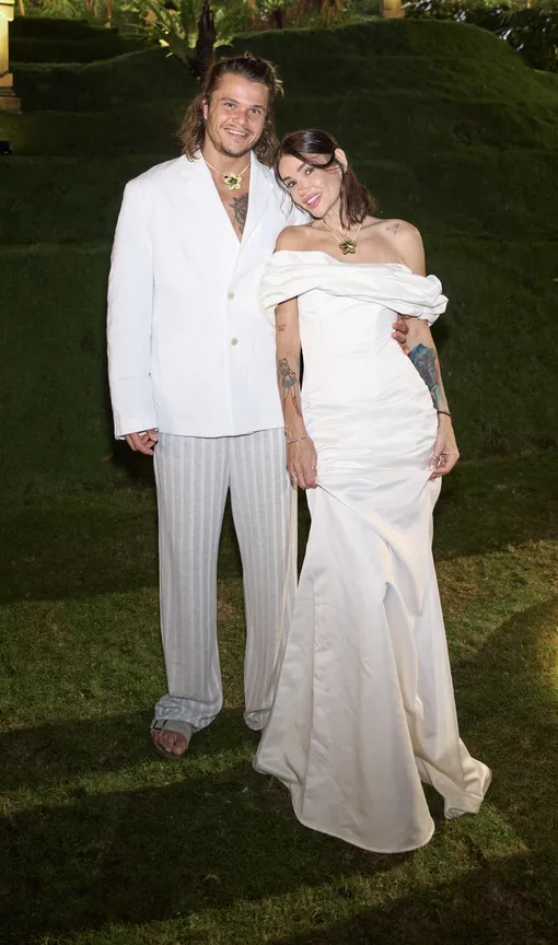 Айза в третий раз выходит замуж Айза в третий раз выходит замуж