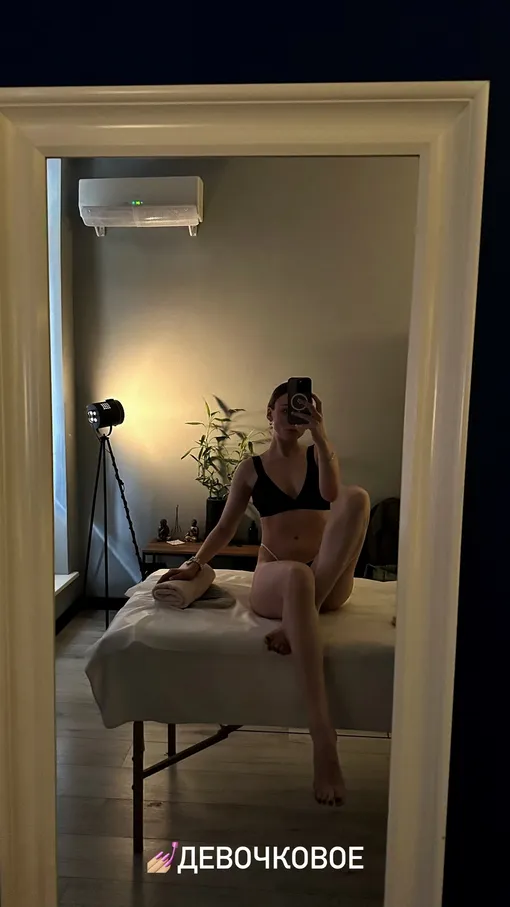 Ингрид Олеринская показала фигуру в откровенном нижнем белье Ингрид Олеринская показала фигуру в откровенном нижнем белье