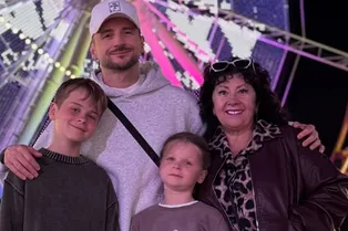 «Мы вернулись»: Сергей Лазарев повторил семейные фото с сыном в Дубае спустя 7 лет «Мы вернулись»: Сергей Лазарев повторил семейные фото с сыном в Дубае спустя 7 лет