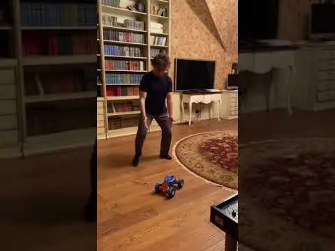 Нажми и смотри