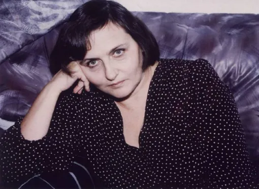 Елена Игнатова была известной поэтессой и сценаристкой Елена Игнатова была известной поэтессой и сценаристкой