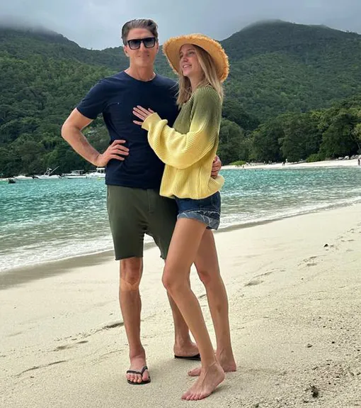 Наталья Ионова с мужем Александром Чистяковым Наталья Ионова с мужем Александром Чистяковым