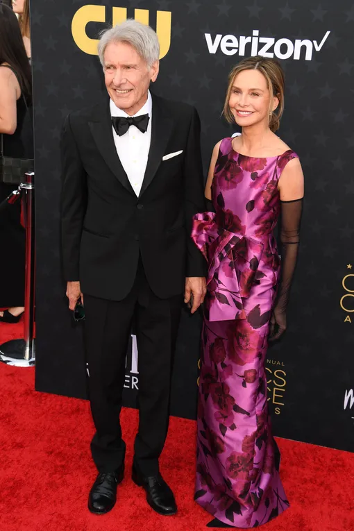 Харрисон Форд с женой на премии