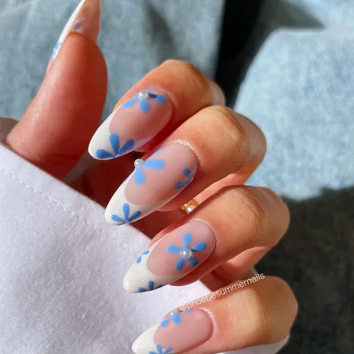 французский летний маникюр 2025