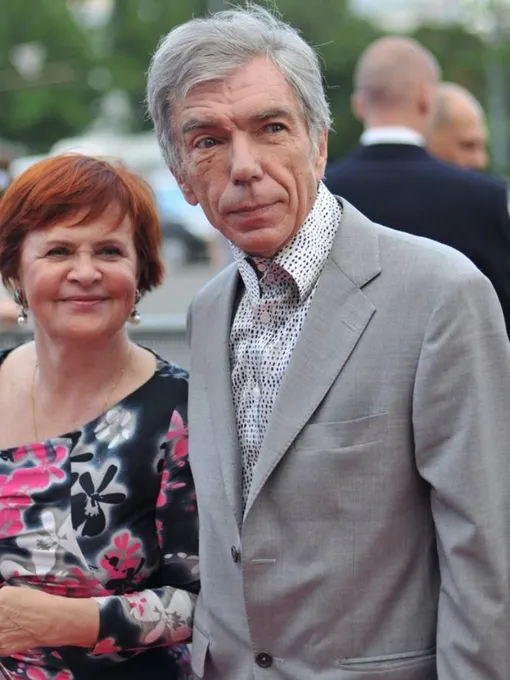 Супруги Элеонора и Юрий Николаевы