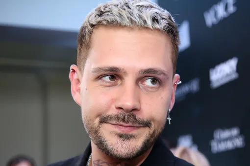 «Я хочу поделиться с вами двумя фактами»: Милош Бикович в день рождения снялся на горнолыжном курорте «Я хочу поделиться с вами двумя фактами»: Милош Бикович в день рождения снялся на горнолыжном курорте