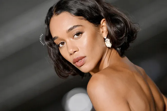 Переходный период: 10 стильных причесок, с которыми ты будешь отращивать волосы с удовольствием