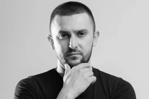 Погиб в 35 лет участник юмористического шоу «Импровизация» на ТНТ Владимир Сопинский Погиб в 35 лет участник юмористического шоу «Импровизация» на ТНТ Владимир Сопинский