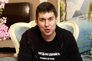 «Алименты смешные»: 10-я жена Бари Алибасова-младшего выиграла у него суд по опеке над дочерью «Алименты смешные»: 10-я жена Бари Алибасова-младшего выиграла у него суд по опеке над дочерью