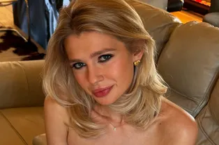 «Вы видите мой животик?!»: Анастасия Уколова раскрыла вес до и после беременности «Вы видите мой животик?!»: Анастасия Уколова раскрыла вес до и после беременности