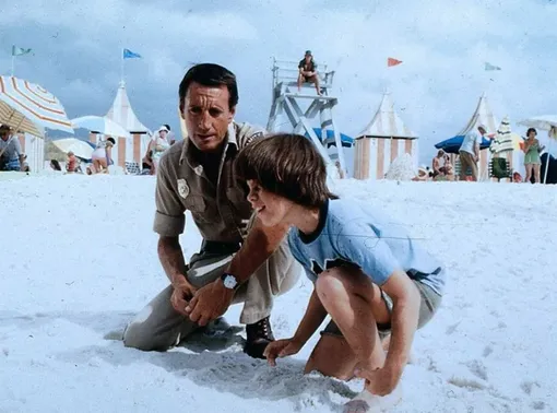 Марк Гилпин в роли мальчика из фильма «Челюсти-2»