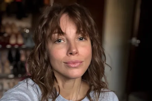 «Зубы поехали, а еще пора ставить ботокс»: Полина Диброва заявила, что после развода занялась своим преображением «Зубы поехали, а еще пора ставить ботокс»: Полина Диброва заявила, что после развода занялась своим преображением