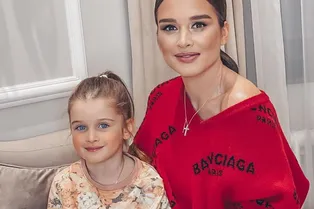 «Харизма — супер!»: младшая дочь Ксении Бородиной довела ее до истерики «Харизма — супер!»: младшая дочь Ксении Бородиной довела ее до истерики