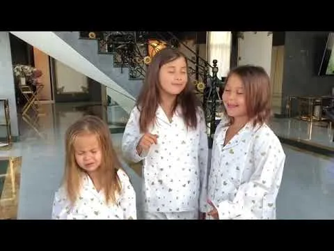 Нажми и смотри