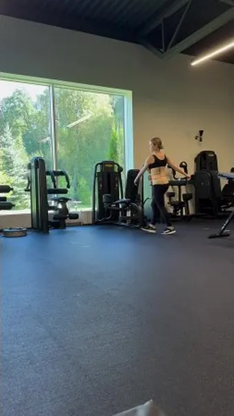 Нажми и смотри