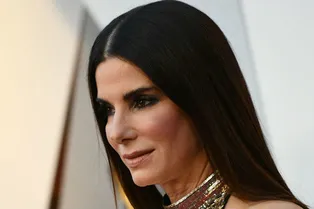 Фанаты Сандры Баллок уверены, что она слишком увлеклась инъекциями ботокса Фанаты Сандры Баллок уверены, что она слишком увлеклась инъекциями ботокса