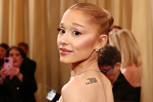 Ариана Гранде стала жертвой нападения на премьере фильма в Сингапуре