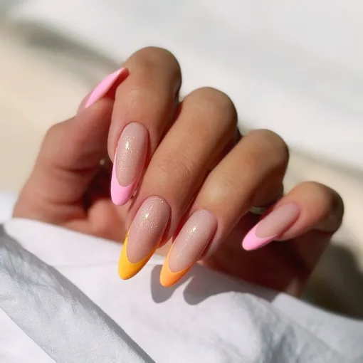 французский летний маникюр 2025