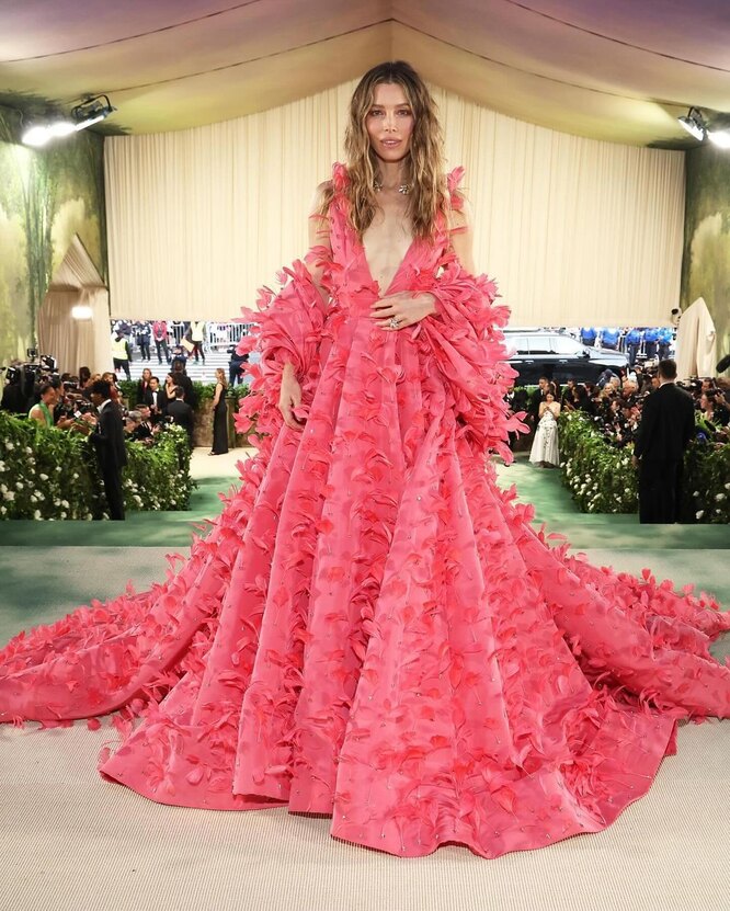 Бітіру кешіндегі секс BDSM вакуумының порно суреттері