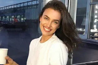 Ирина Шейк показала провокационное фото с Жан-Полем Готье Ирина Шейк показала провокационное фото с Жан-Полем Готье